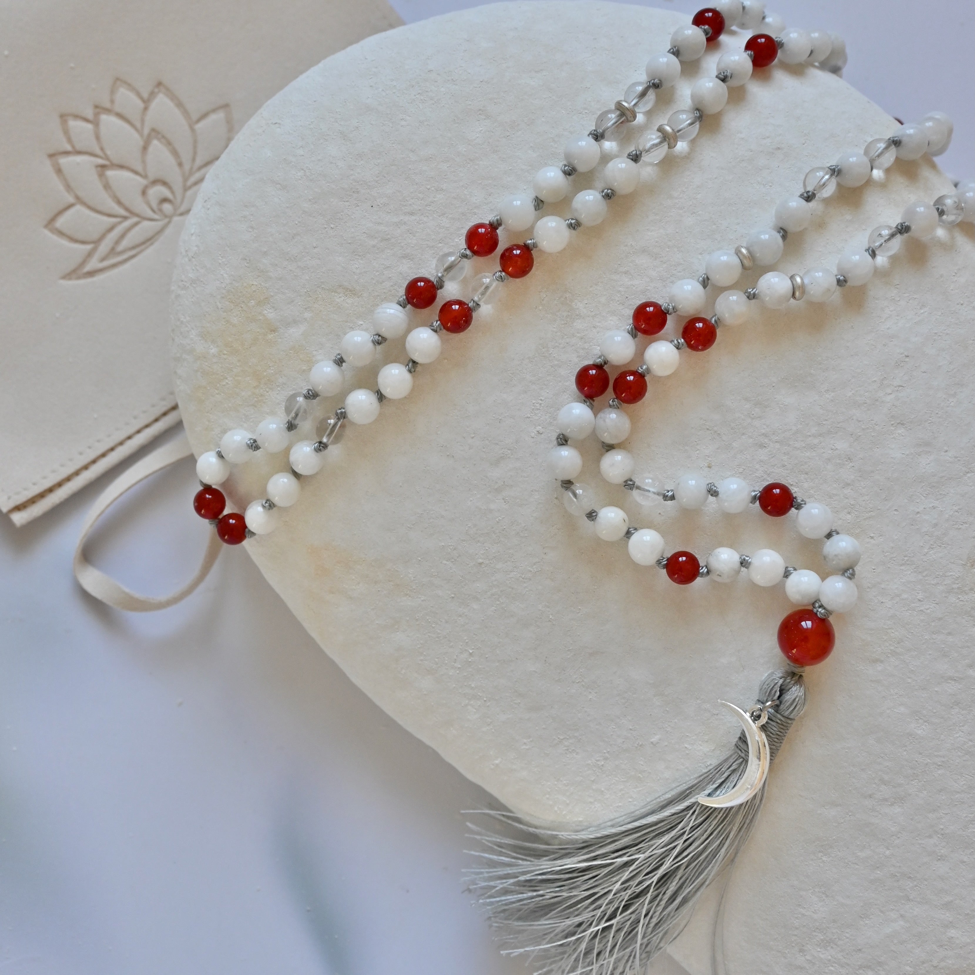 INTUITION - Mondstein - Karneol Mala Kette